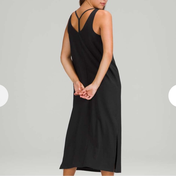 $128 Lululemon V-Neck Midi Dress Black - Picture 3 of 5